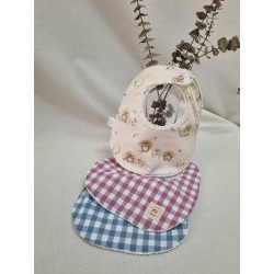 Babero de broche